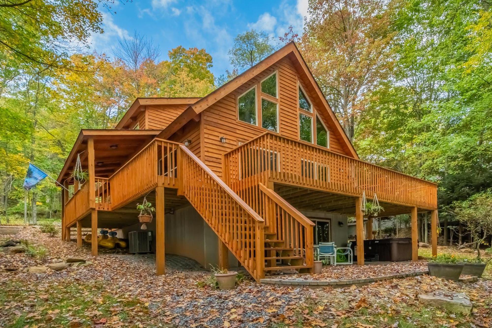 Maplewood Cottage McHenry Exterior photo